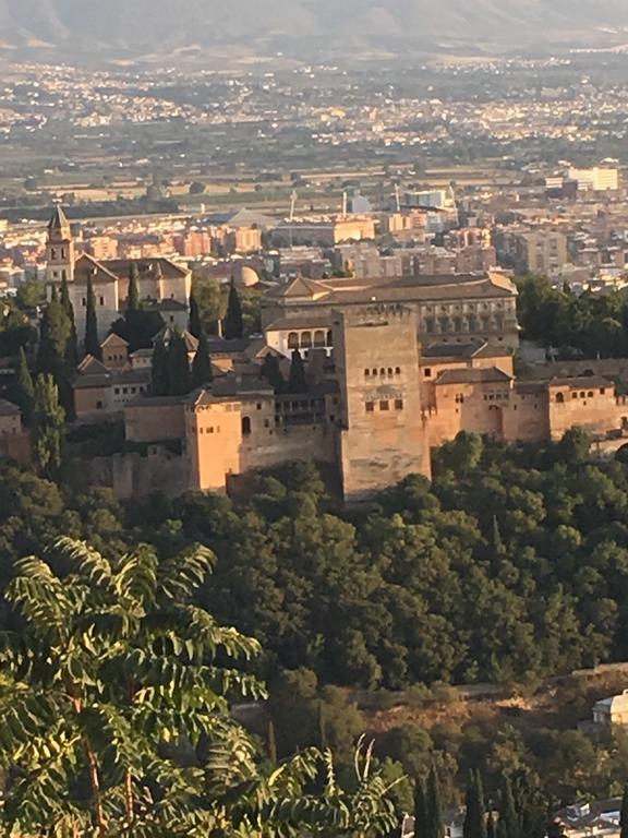 Apartamentos Turisticos Grx Granada Kültér fotó