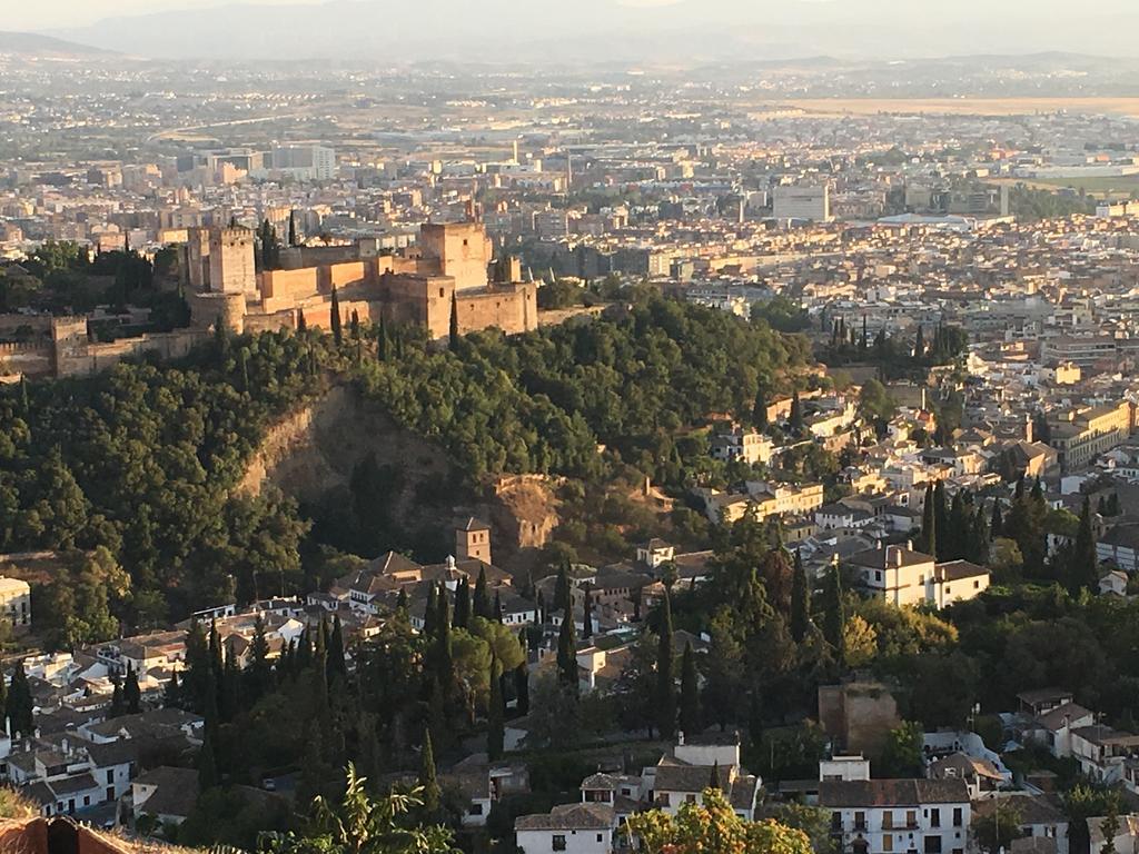 Apartamentos Turisticos Grx Granada Kültér fotó